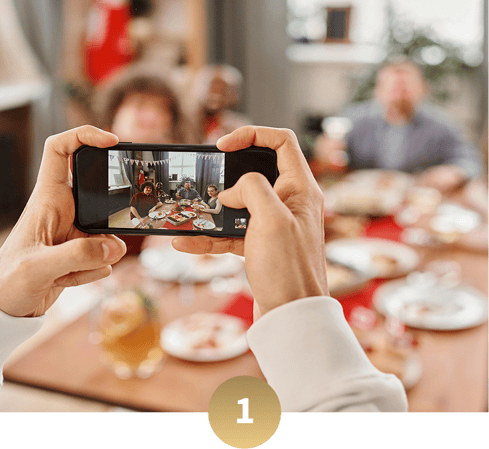 Prise de photo d'un repas de famille